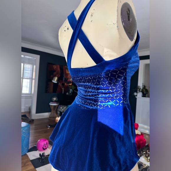 Rebel Skate Wear women’s size small blue velvet with silver glitter x pattern - Picture 5 of 7